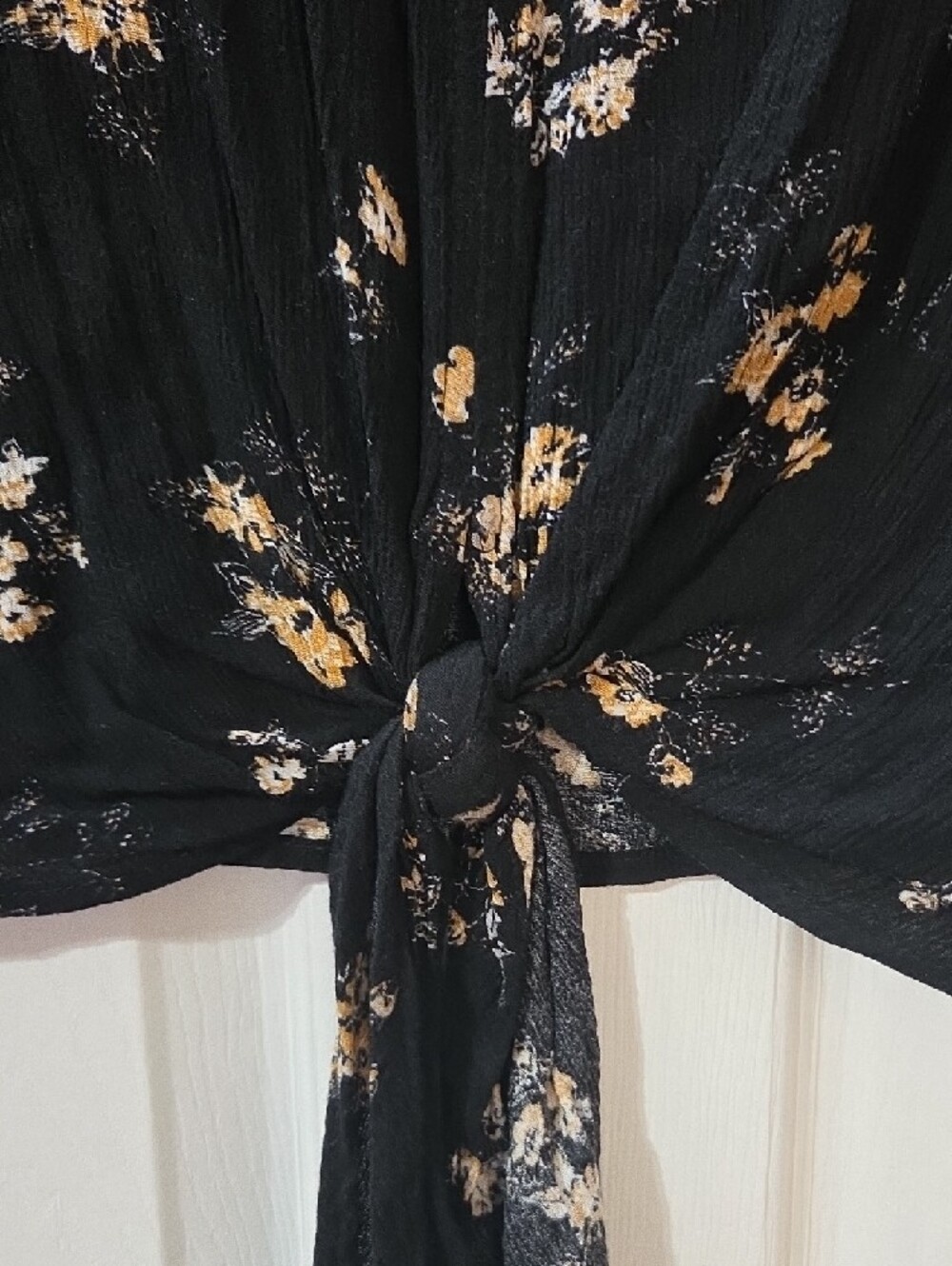 Tie-Front Floral Blouse in Black and Yellow - Picture 3 of 6